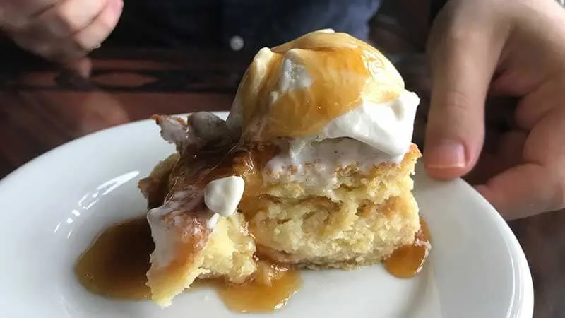 ‘Ohana Bread Pudding à la mode with Bananas-Caramel Sauce