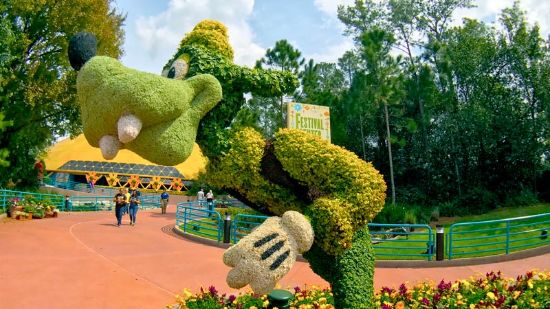 Epcot's Flower and Garden Festival Goofy