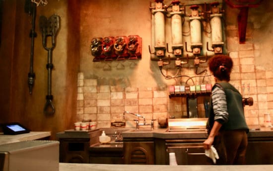 Star Wars Galaxy's Edge Ronto Roasters - WDW Vacation Tips