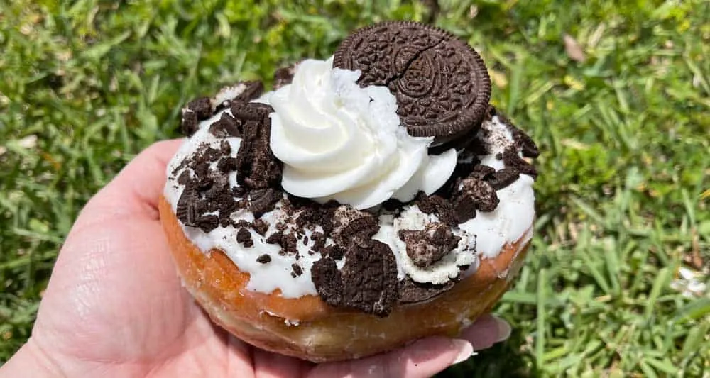 Everglazed Donuts & Cold Brew Review 12