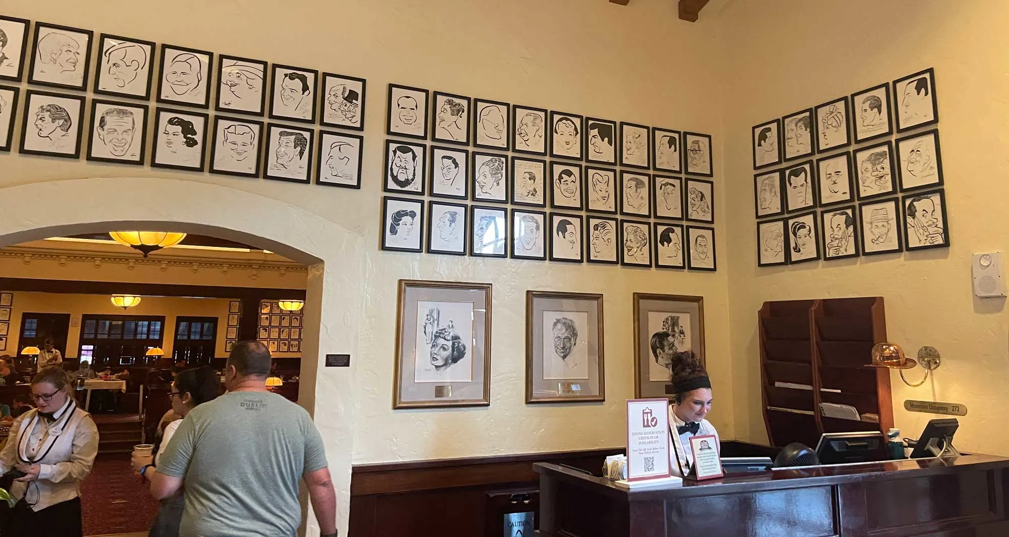 Hollywood Brown Derby Dining Review 1