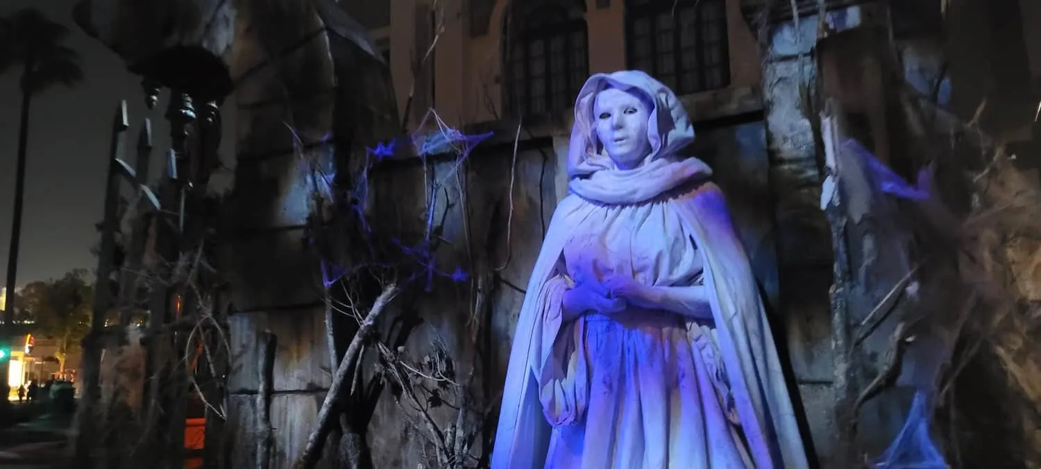 Ultimate Guide to Halloween Horror Nights 6