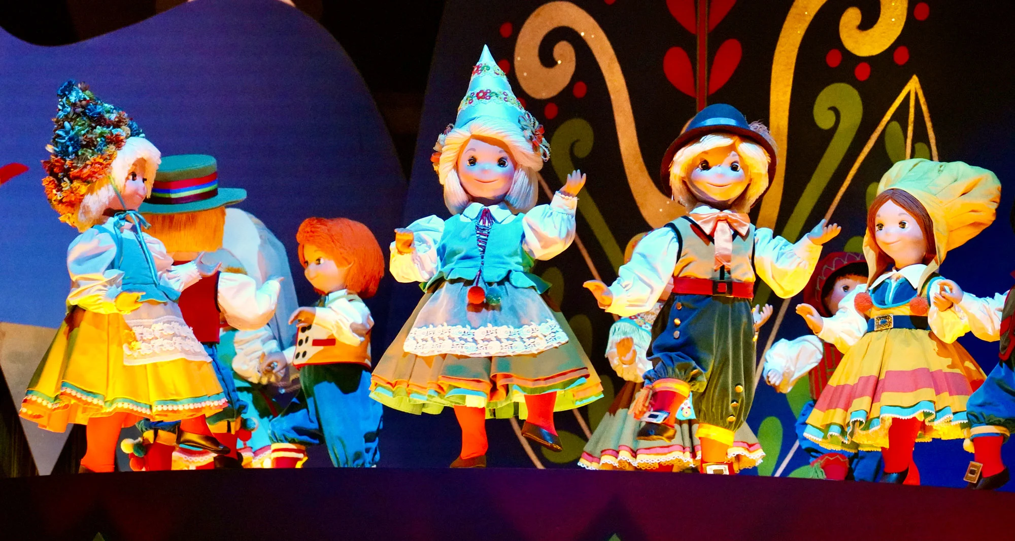 All About “it’s a small world” in Disney World 7